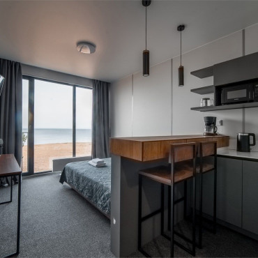 Студия "Лебяжье комната с панорамным видом 2-ой этаж"