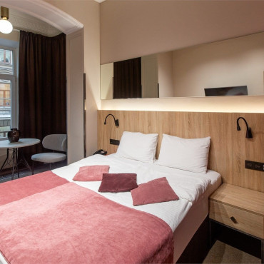 Номер "Улучшенный номер с эркером"