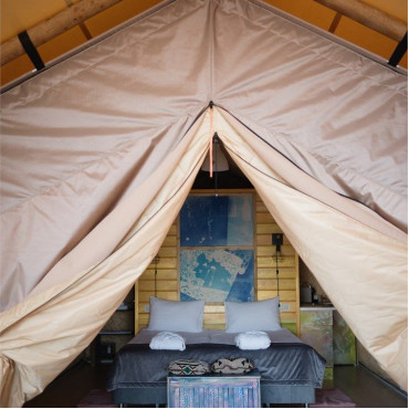 Сафари-тент "Терраса с 2 лоджами и купелью"
