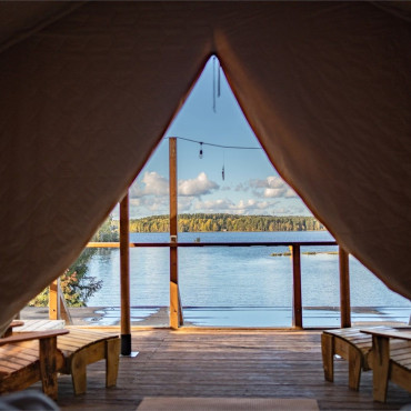 Сафари-тент "Терраса с 2 лоджами и купелью"