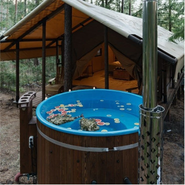 Палатка "Лодж "Лесной" с горячей купелью"