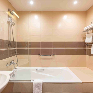 Номер "Улучшенный панорамный с двуспальной кроватью"