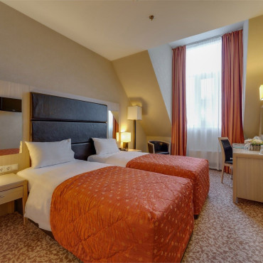 Номер "Стандарт мансардный с раздельными кроватями"