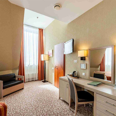 Номер "Комфорт мансардный с двуспальной кроватью"