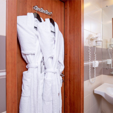 Номер "Улучшенный с двуспальной кроватью"