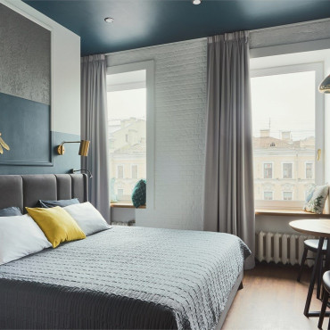 Номер "Номер студио Делюкс с видом на Невский проспект, от 24 кв.м"