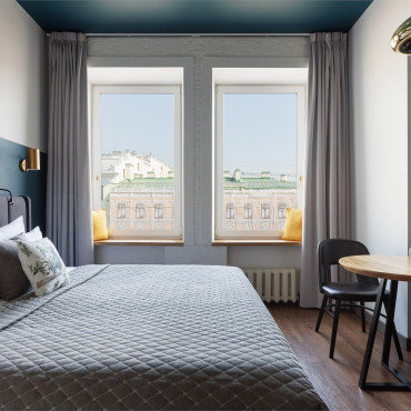 Номер "Номер студио Делюкс с видом на Невский проспект, от 24 кв.м"