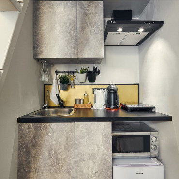 Номер "Стандартная трехместная студия, от 18 кв.м"