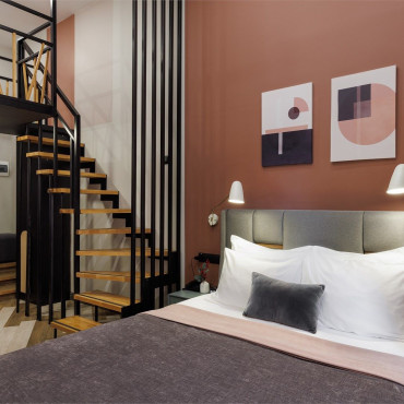 Номер "Двухуровневый номер-студио с видом во двор, от 20 кв.м"