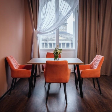 Номер "Люкс с балконом и видом на Казанский собор"