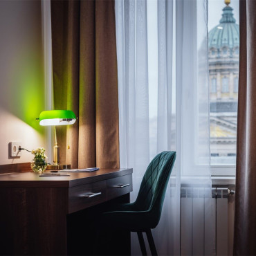 Номер "Семейный люкс с 2 спальнями и видом на Казанский собор"