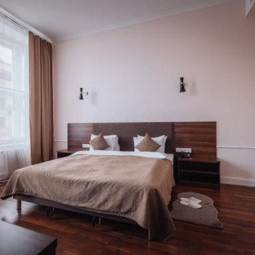 Номер "Президентский Люкс с балконом и видом на Казанский Собор"