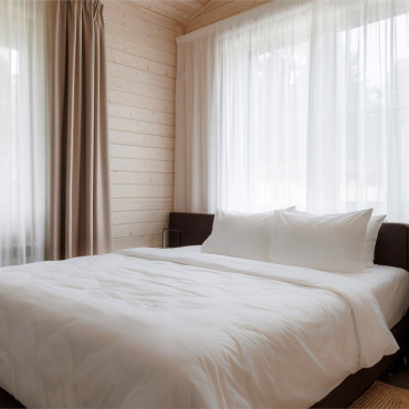 Коттедж "Одноэтажный коттедж с дровяным камином и личной зоной BBQ"