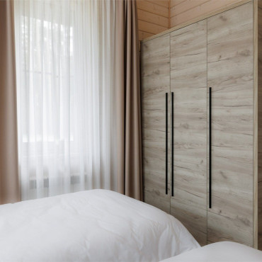 Коттедж "Одноэтажный коттедж с дровяным камином и личной зоной BBQ"