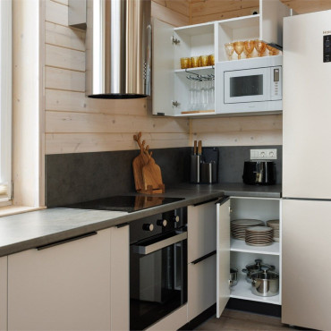 Коттедж "Двухэтажный коттедж с дровяным камином и личной зоной BBQ"