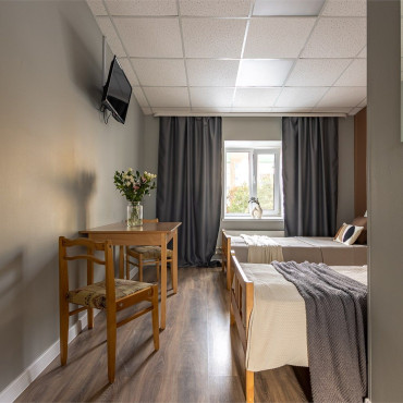 Номер "Стандартный номер с 2 кроватями и собственной ванной"