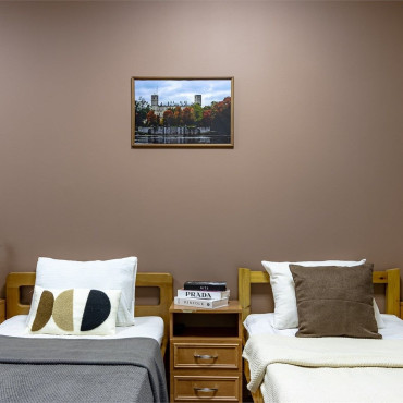 Номер "Трехместный номер с общей ванной комнатой"