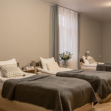 Номер "Трехместный номер с раздельными кроватями"