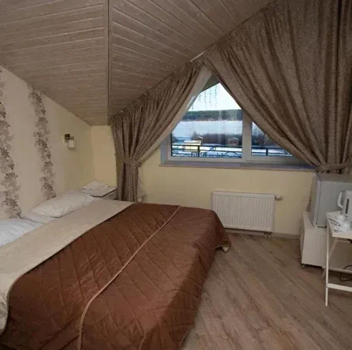 Номер в гостинице на базе отдыха Вохотка