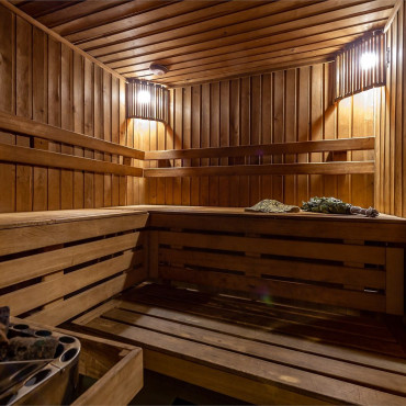 Коттедж "Дом легенд и сказок (люкс)"