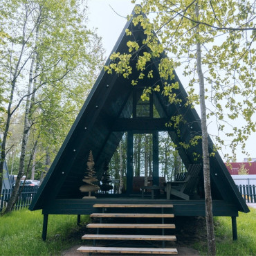 Коттедж "Правдинское озеро A-frame Lime"