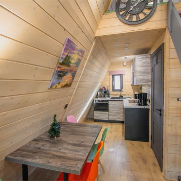 Коттедж "Правдинское озеро A-frame Lime"