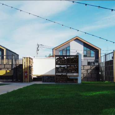 Коттедж "РЕЗИДЕНЦИЯ с пятью спальнями"