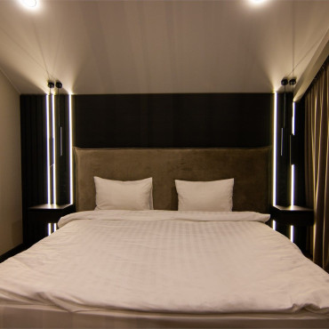 Коттедж "РЕЗИДЕНЦИЯ с пятью спальнями"