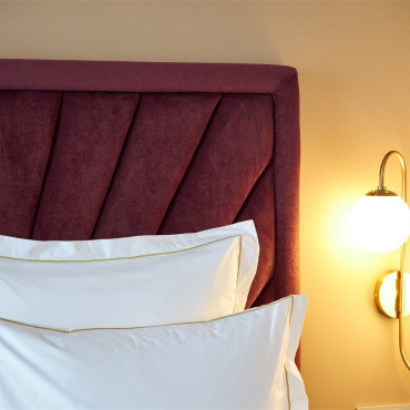 Номер "Двухкомнатный люкс с террасой | Вид на Неву"