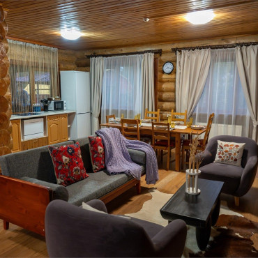 Коттедж "Коттедж "Груздь" Комфорт 6-8 персон"