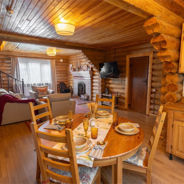 Коттедж "Коттедж "Каштан" Комфорт+ 4-6 персон"