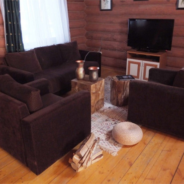 Коттедж "Коттедж "Клён" Стандарт 8-10 персон"