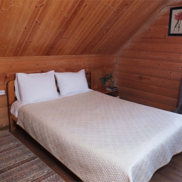 Коттедж "Коттедж "Клён" Стандарт 8-10 персон"