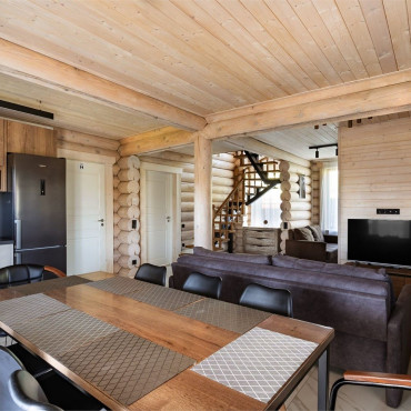 Дом "Дом большой с сауной, балконом и верандой 6+4"