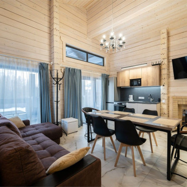 Дом "Дом из бруса с камином и баней из осины 4+2"