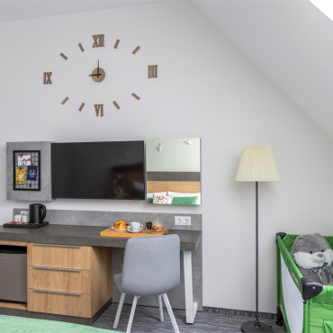 Номер "Модерн с мансардными окнами"