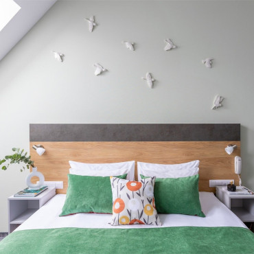 Номер "Модерн с мансардными окнами"