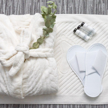 Номер "Модерн с мансардными окнами"