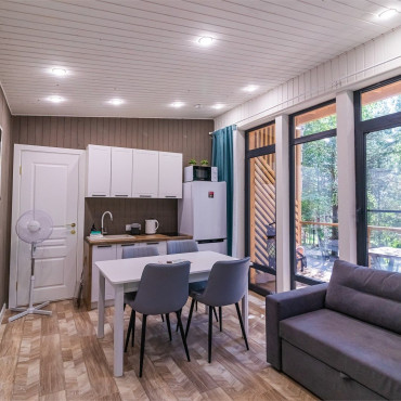 Номер "Номер с ванной «Можжевеловая роща»"