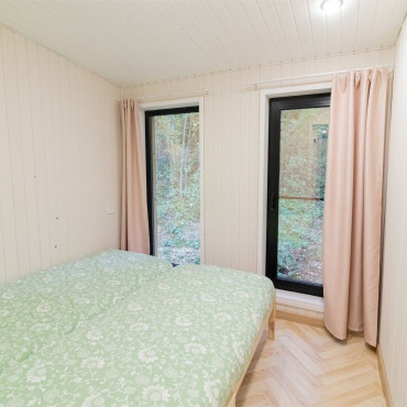 Номер "Номер с джакузи «Могучая ель»"