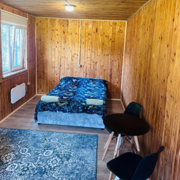 Номер "Стандартный номер с общей ванной комнатой"