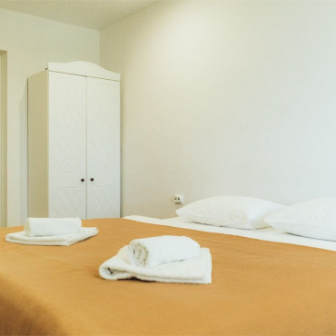 Номер "Двухместный номер с одной большой кроватью"