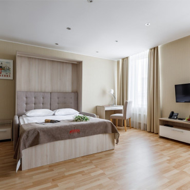 Номер "Комфорт DBL (двуспальная кровать-трансформер, кресло-трансформер)"