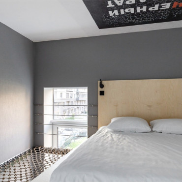 Номер "Дизайнерские двухуровневые апартаменты "Малевич""