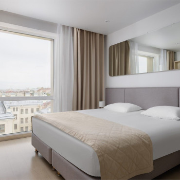 Номер "Стандарт с видом на город (высокий этаж)"