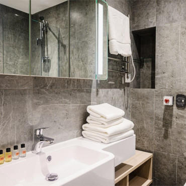 Номер "Люкс (двухкомнатный номер)"