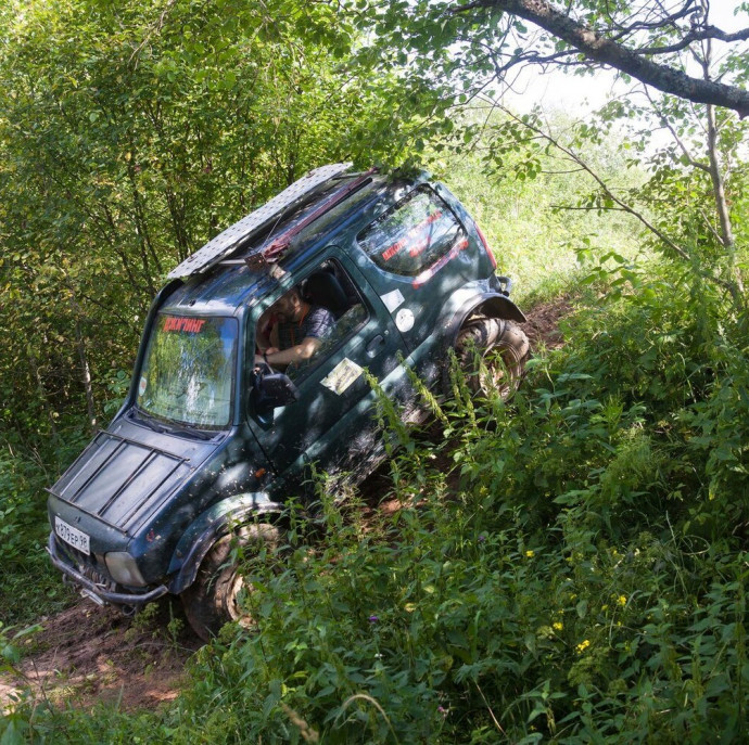 Джип тур на подготовленном внедорожнике в Москве