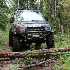 Джип тур на подготовленном внедорожнике в Москве