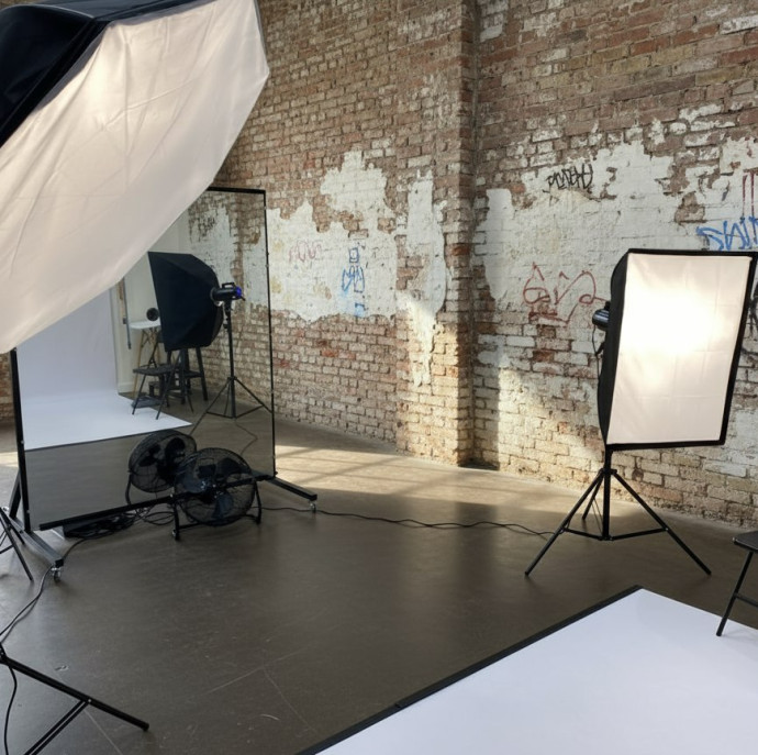 Фотосессия в автоматической фотостудии в Москве