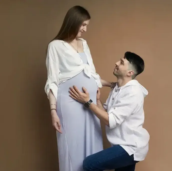 Авторская студийная фотосессия для беременных в Москве